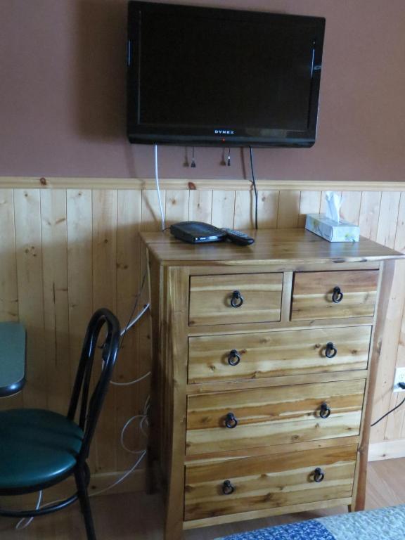 Fort Motel Форт-Маклеод Номер фото