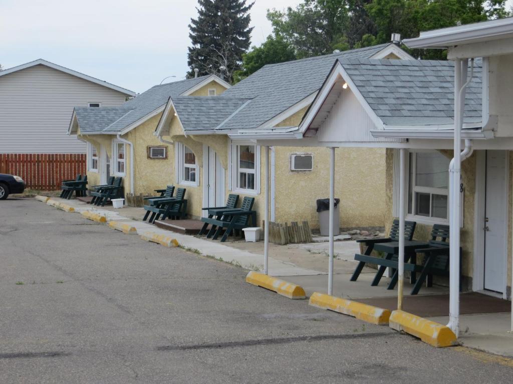Fort Motel Форт-Маклеод Экстерьер фото